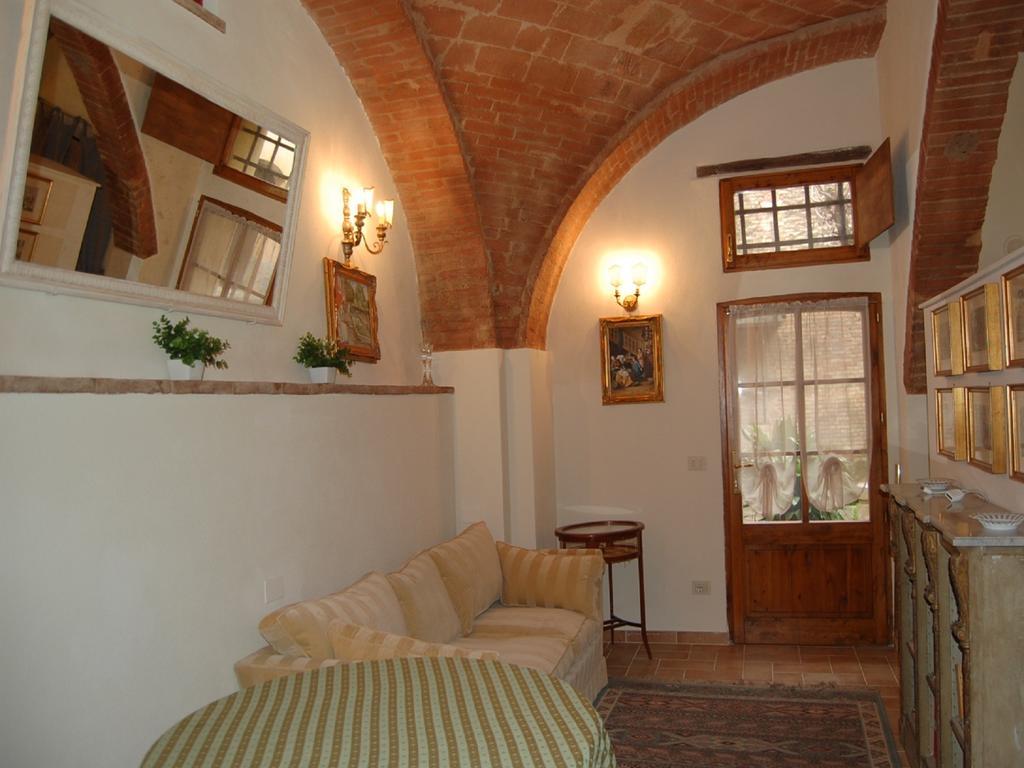 Monolocale A Buonconvento Apartment Room photo